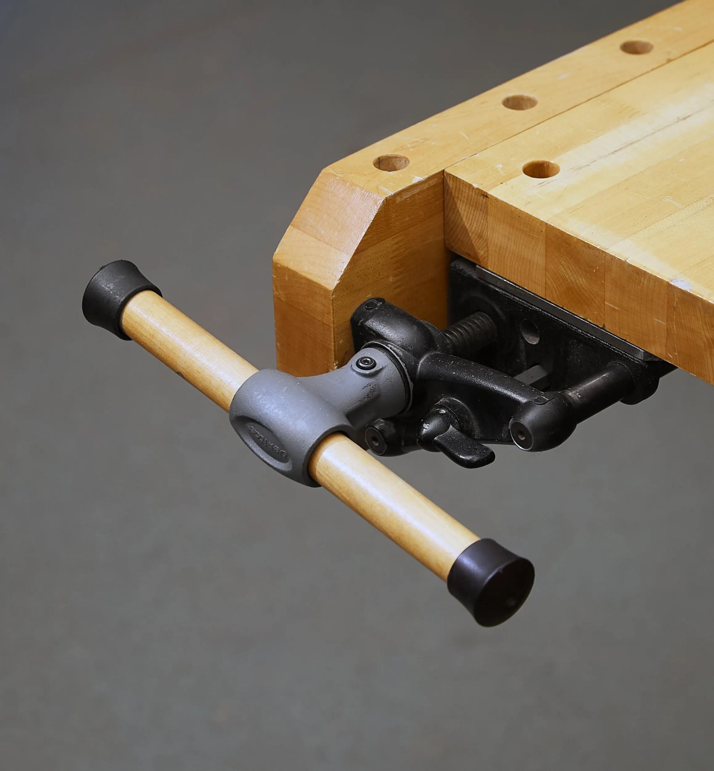 Lee Valley Workshop>Veritas Quick-Release Sliding Tail Vise