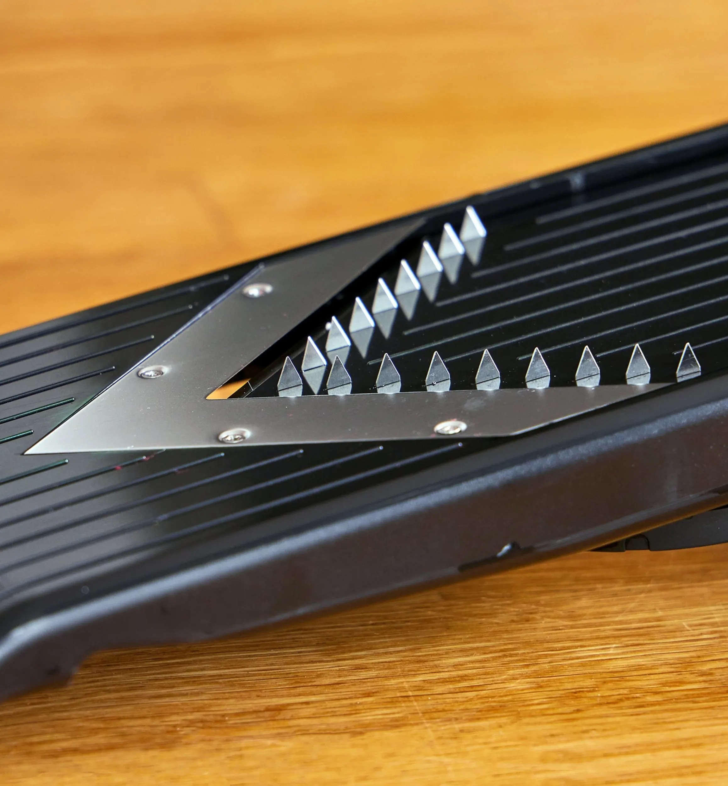 Lee Valley Slicers And Mandolines>V-Slicer With Julienne Blade