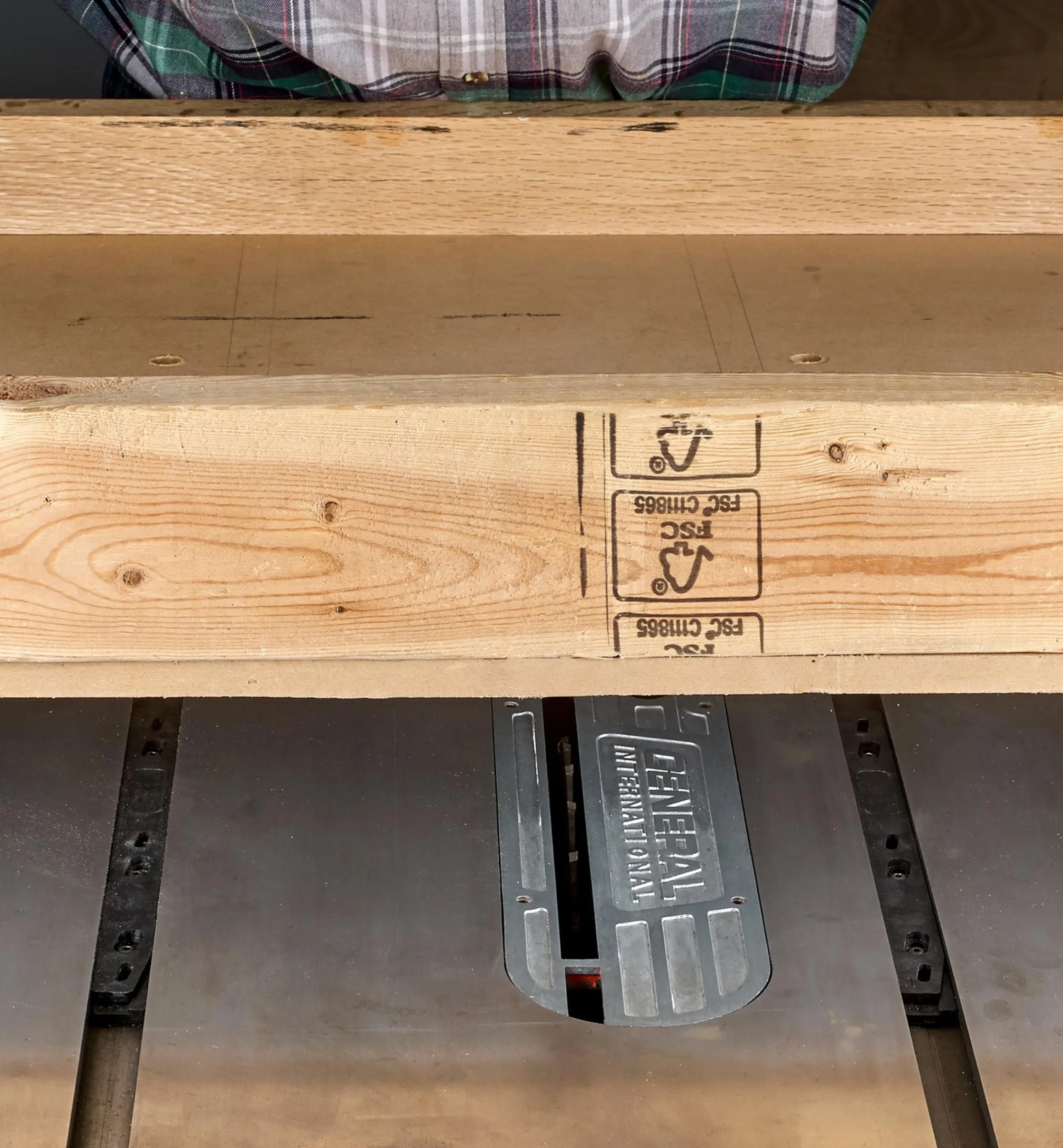 Lee Valley Jigs, Guides & Fixtures>Zeroplay Miter-Slot Slider Bars